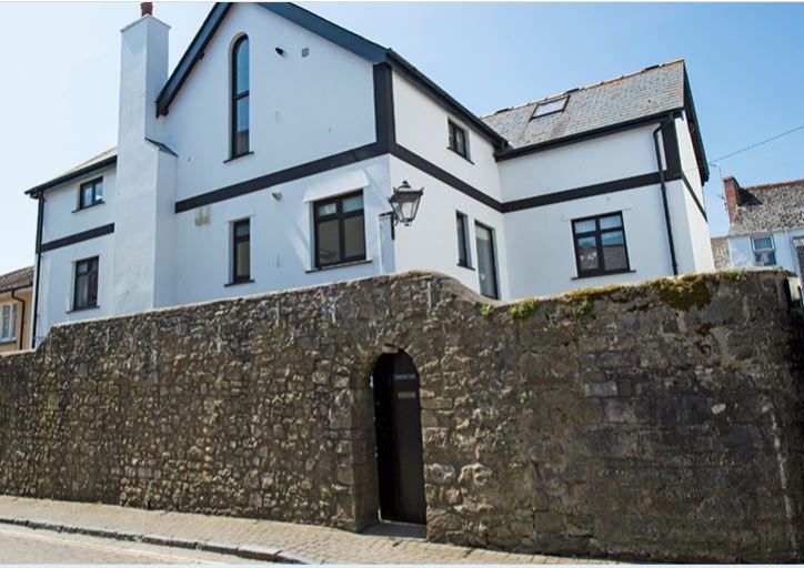 Wall Cottage, St Mary Street, Tenby